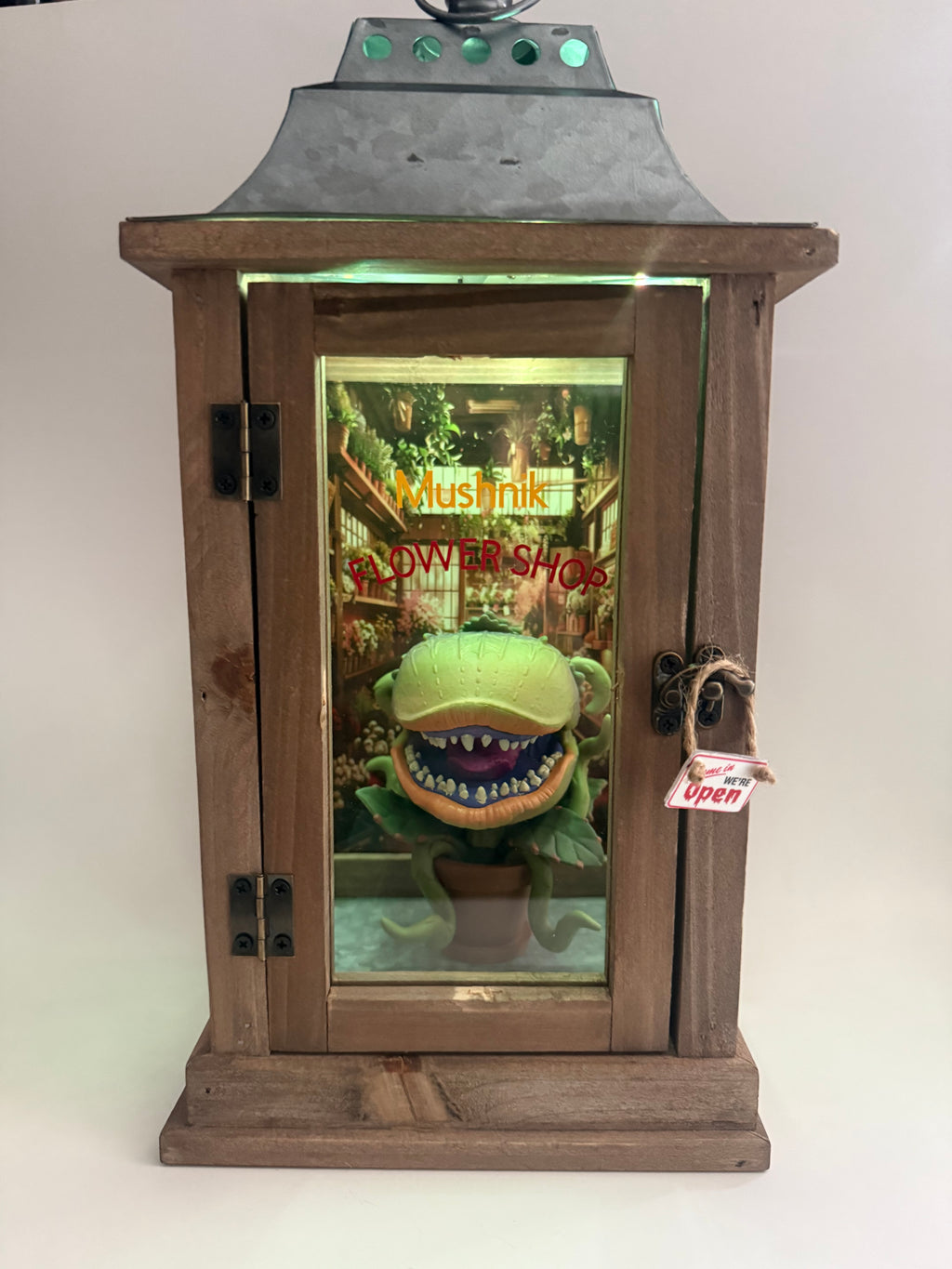 Mushnik’s Flower Shop – LED lighting Little Shop of Horrors Display Lantern